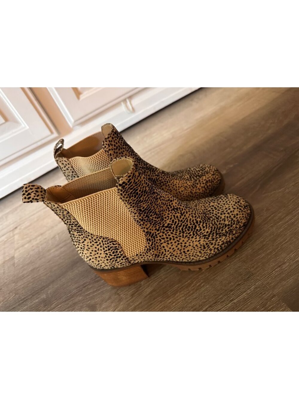 MIA Leopard Print Chunky Chelsea Boot size 7.5
